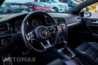 2016 Volkswagen Golf GTI SE Hatchback w/Performance Pkg - miniatura 29