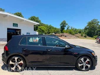 2016 Volkswagen Golf GTI SE Hatchback w/Performance Pkg - miniatura 6