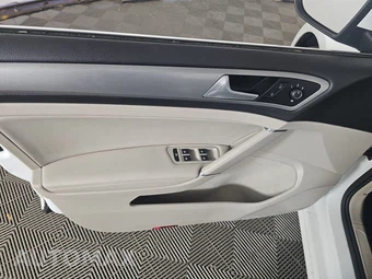 2016 Volkswagen Golf SportWagen 1.8T SE Wagon - miniatura 9