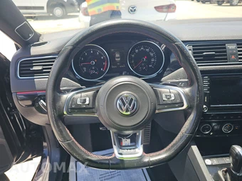 2016 Volkswagen Jetta GLI SE - miniatura 10