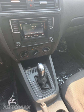2016 Volkswagen Jetta S - miniatura 6