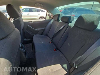 2016 Volkswagen Jetta S – miniatura 13