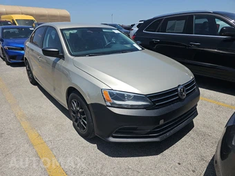 2016 Volkswagen Jetta S – miniatura 3