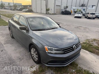 2016 Volkswagen Jetta S – miniatura 2