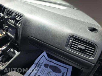 2016 Volkswagen Jetta S – miniatura 18