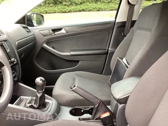 2016 Volkswagen Jetta S w/Technology - miniatura 24