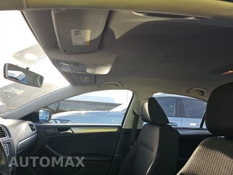 2016 Volkswagen Jetta SE - miniatura 18