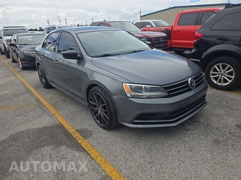 2016 Volkswagen Jetta SE - miniatura 3