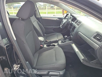 2016 Volkswagen Jetta SE - miniatura 8