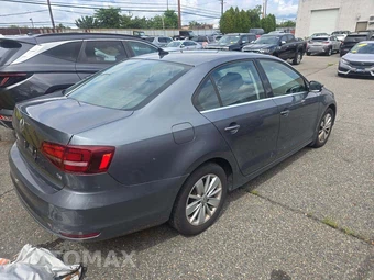 2016 Volkswagen Jetta SE w/Connectivity – miniatura 3