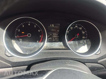 2016 Volkswagen Jetta SE w/Connectivity – miniatura 9