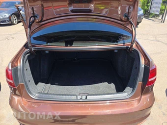 2016 Volkswagen Jetta SEL Premium – miniatura 14