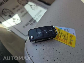 2016 Volkswagen Jetta SEL Premium – miniatura 8