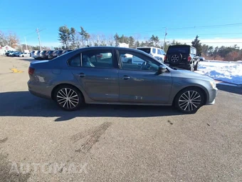 2016 Volkswagen Jetta Sport - miniatura 5