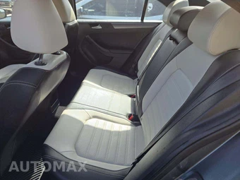 2016 Volkswagen Jetta Sport - miniatura 13