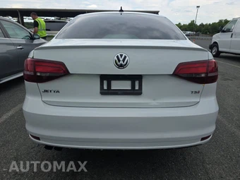 2016 Volkswagen Jetta Sport – miniatura 5