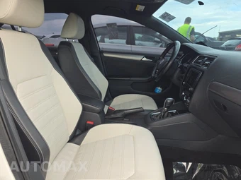 2016 Volkswagen Jetta Sport – miniatura 8