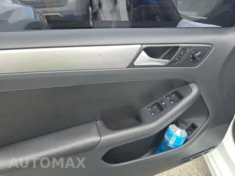 2016 Volkswagen Jetta Sport – miniatura 9