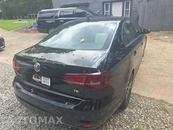 2016 Volkswagen Jetta Sport - miniatura 3