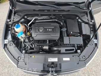 2016 Volkswagen Jetta Sport - miniatura 28