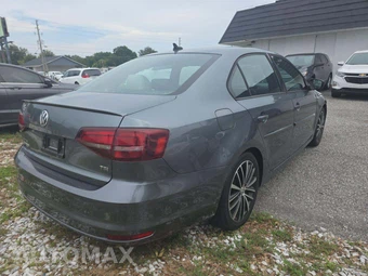 2016 Volkswagen Jetta Sport - miniatura 3