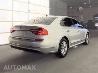 2016 Volkswagen Passat 1.8T S - miniatura 4