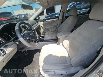 2016 Volkswagen Passat 1.8T S - miniatura 7