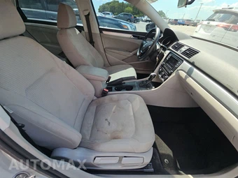 2016 Volkswagen Passat 1.8T S - miniatura 8