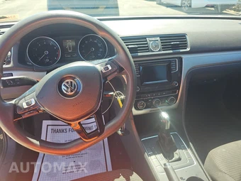 2016 Volkswagen Passat 1.8T S – miniatura 11