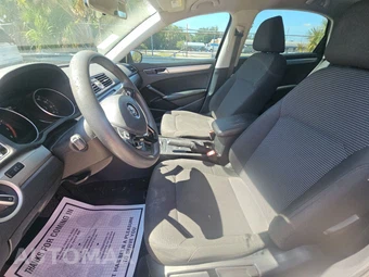 2016 Volkswagen Passat 1.8T S – miniatura 7