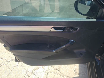 2016 Volkswagen Passat 1.8T S – miniatura 9