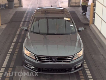 2016 Volkswagen Passat 1.8T SE - miniatura 2