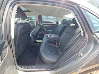 2016 Volkswagen Passat 1.8T SE - miniatura 13