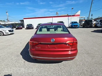2016 Volkswagen Passat 1.8T SE – miniatura 5