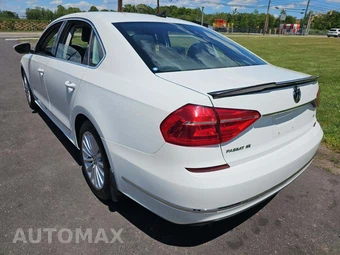 2016 Volkswagen Passat 1.8T SE – miniatura 2