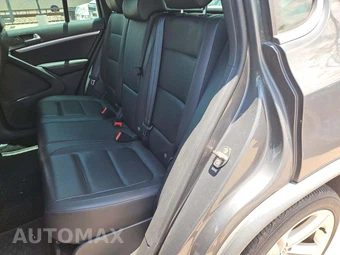 2016 Volkswagen Tiguan R-Line – miniatura 10