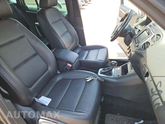 2016 Volkswagen Tiguan R-Line – miniatura 15