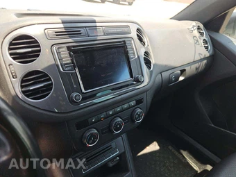 2016 Volkswagen Tiguan R-Line – miniatura 7