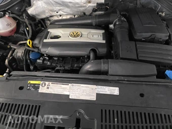 2016 Volkswagen Tiguan S - miniatura 7