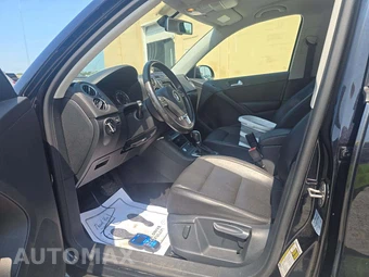 2016 Volkswagen Tiguan S – miniatura 3