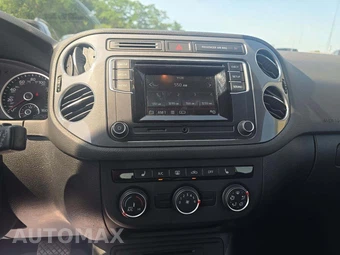 2016 Volkswagen Tiguan S – miniatura 7