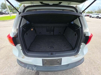 2016 Volkswagen Tiguan S - miniatura 14