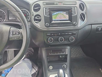 2016 Volkswagen Tiguan S - miniatura 7