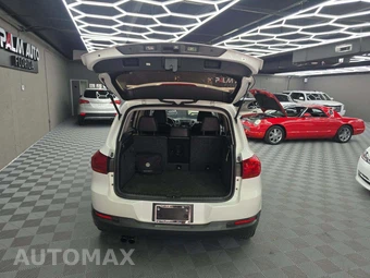 2016 Volkswagen Tiguan S – miniatura 14