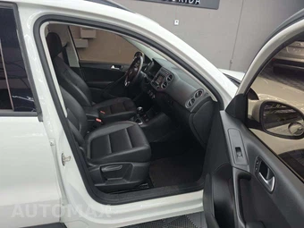 2016 Volkswagen Tiguan S – miniatura 18