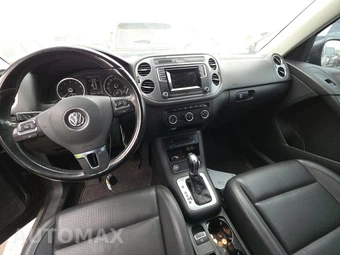 2016 Volkswagen Tiguan S - miniatura 11