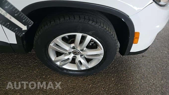 2016 Volkswagen Tiguan S – miniatura 31