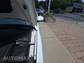 2016 Volkswagen Tiguan S – miniatura 24