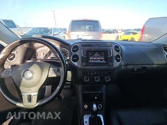 2016 Volkswagen Tiguan S - miniatura 11
