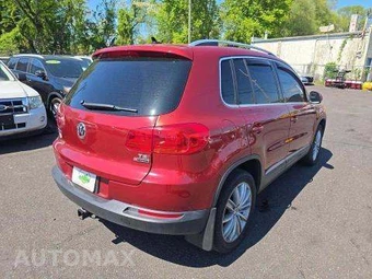 2016 Volkswagen Tiguan SE - miniatura 3